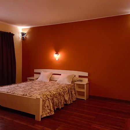 Antsirabe Hotel Ngoại thất bức ảnh