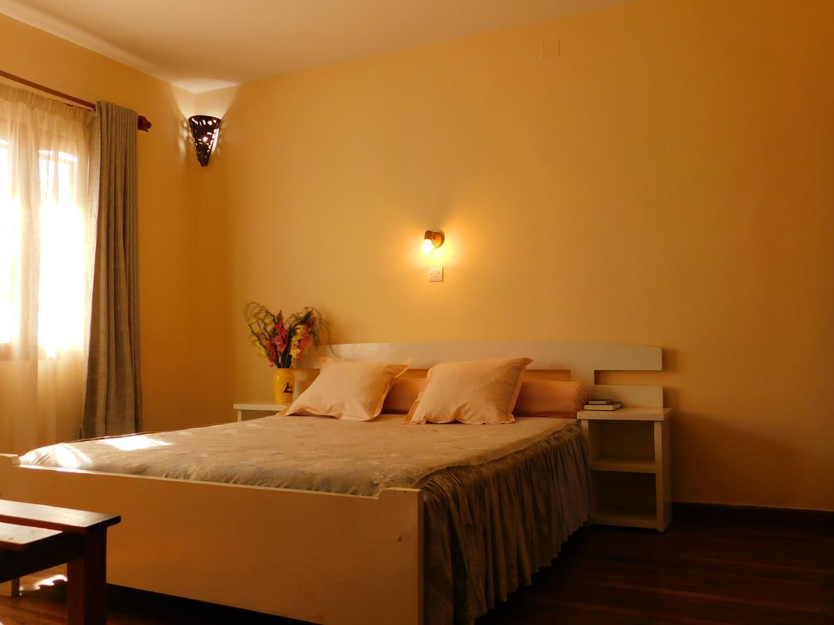 Antsirabe Hotel Ngoại thất bức ảnh